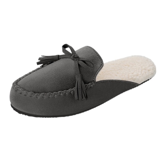 NIB Memory Foam Moccasin Slippers - Picture 2 of 7